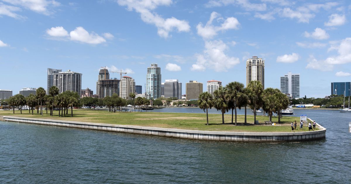 Rays new stadium proposal would keep them in St. Petersburg. Does anyone care?