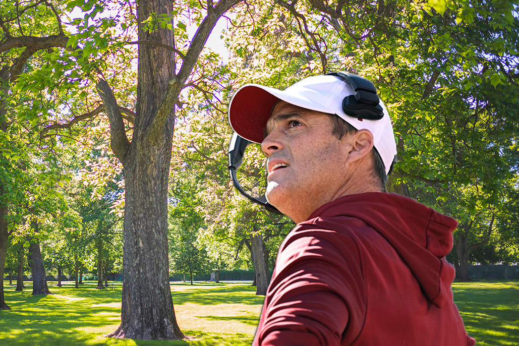 Shane Beamer Climbs Tree To Land 4* Recruit After Maryland Controversy