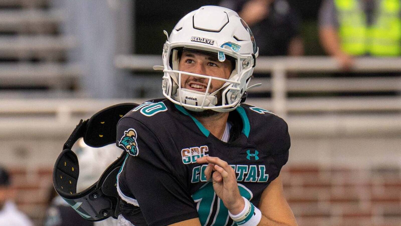 Top transfer QB to visit SEC school