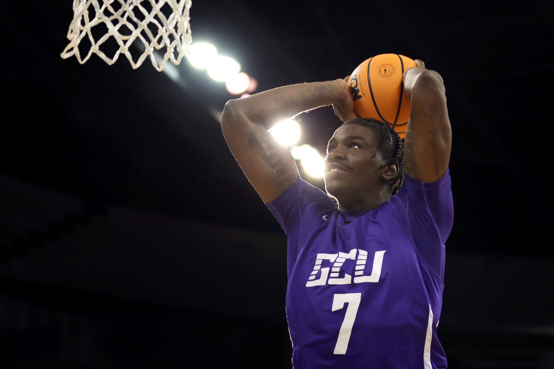 Alabama vs. Grand Canyon expert picks: Spread, odds, projections for NCAA Tournament second-round game