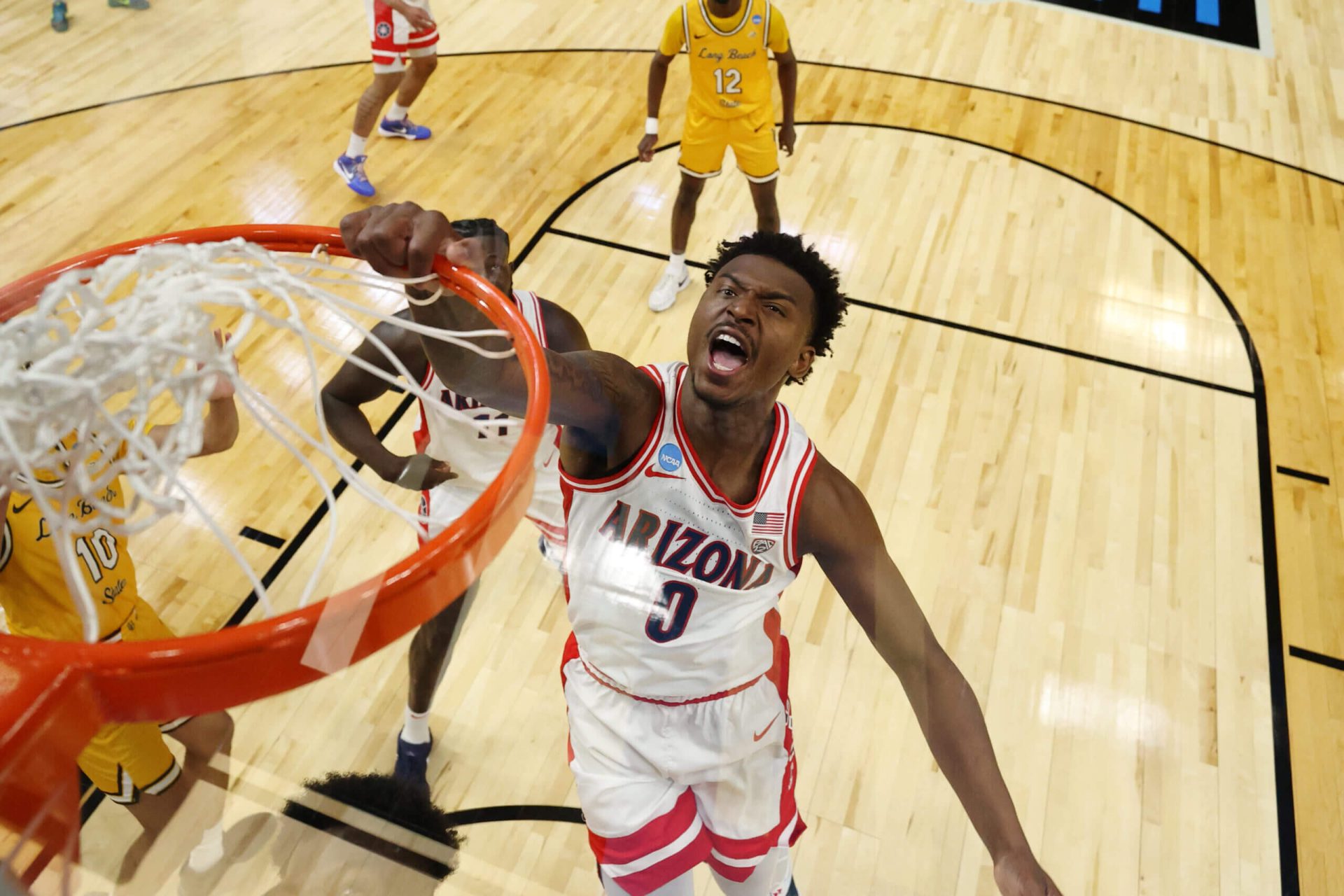 Arizona vs. Dayton expert picks: Spread, odds, projections for NCAA Tournament second-round game