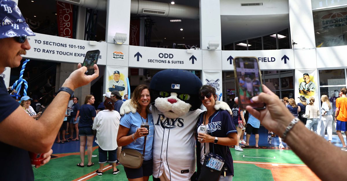 Dear Abby, Help! I’m not excited for Opening Day