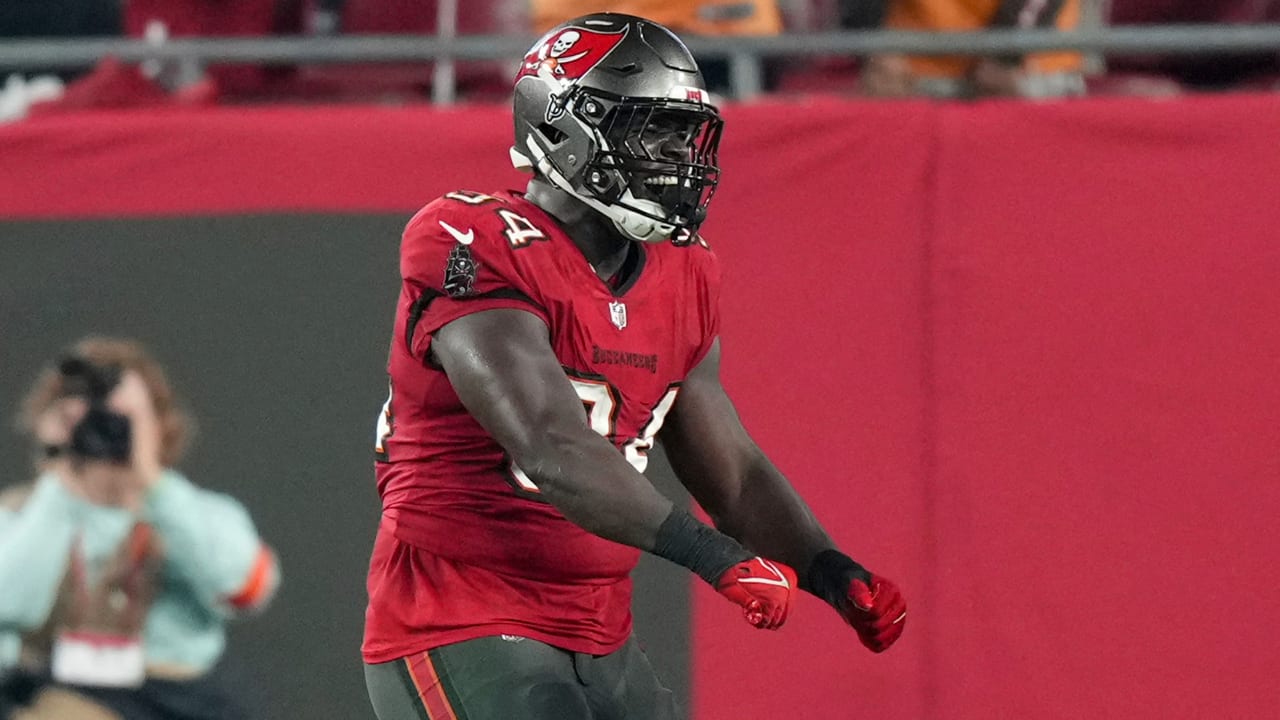 General manager Jason Licht: Lavonte David 'is the standard' of what Buccaneers look for in player