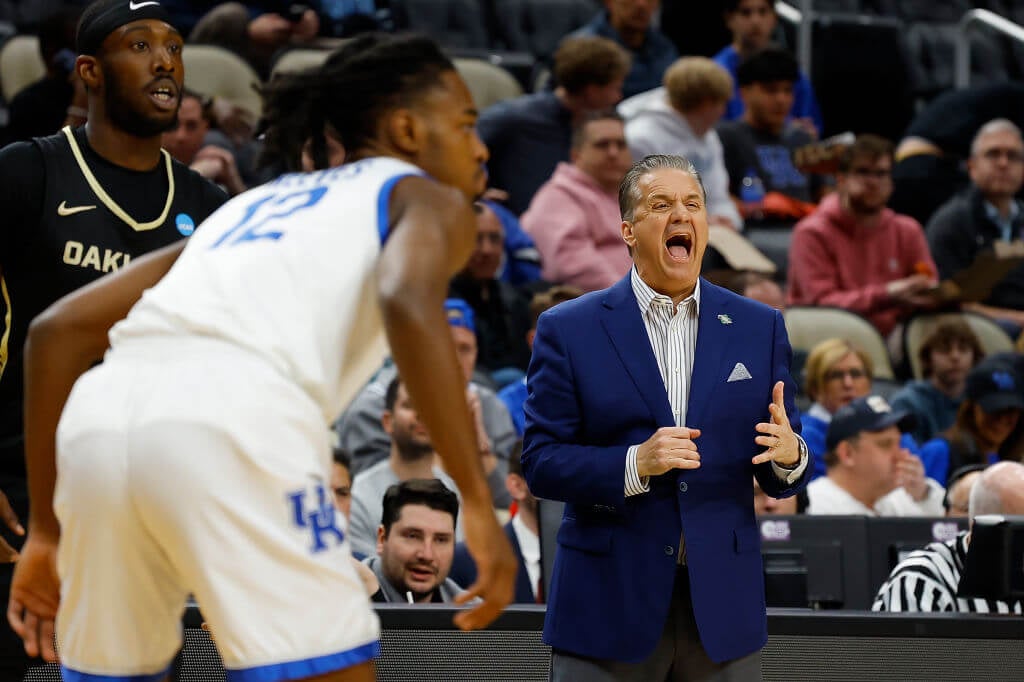 John Calipari’s reckoning is here, plus last-minute women’s bracket prep