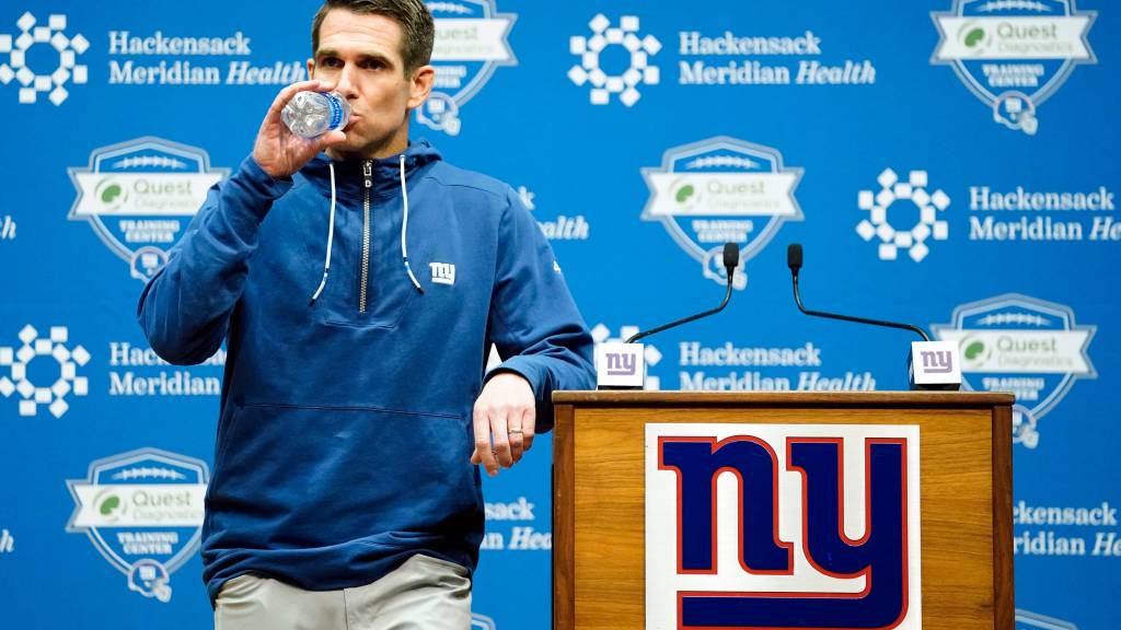 New York Giants unwilling to spend top dollar for premier edge rushers