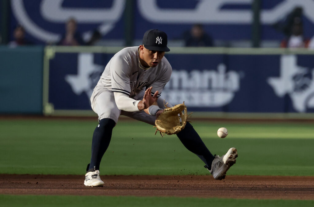 Oswald Peraza Shut Down For 6-8 Weeks Due To Shoulder Strain