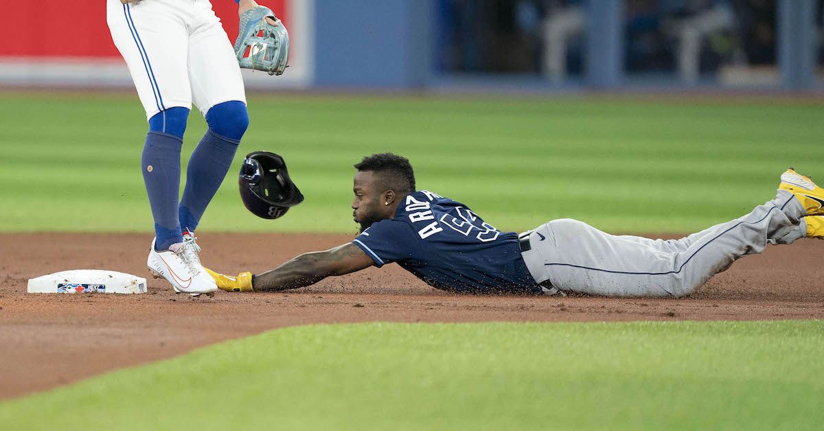 Randy Arozarena and the flying helmet