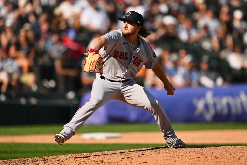 Red Sox' Chris Murphy Has Ligament Damage In Elbow