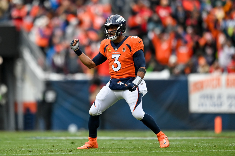 Russell Wilson Signs with Pittsburgh
