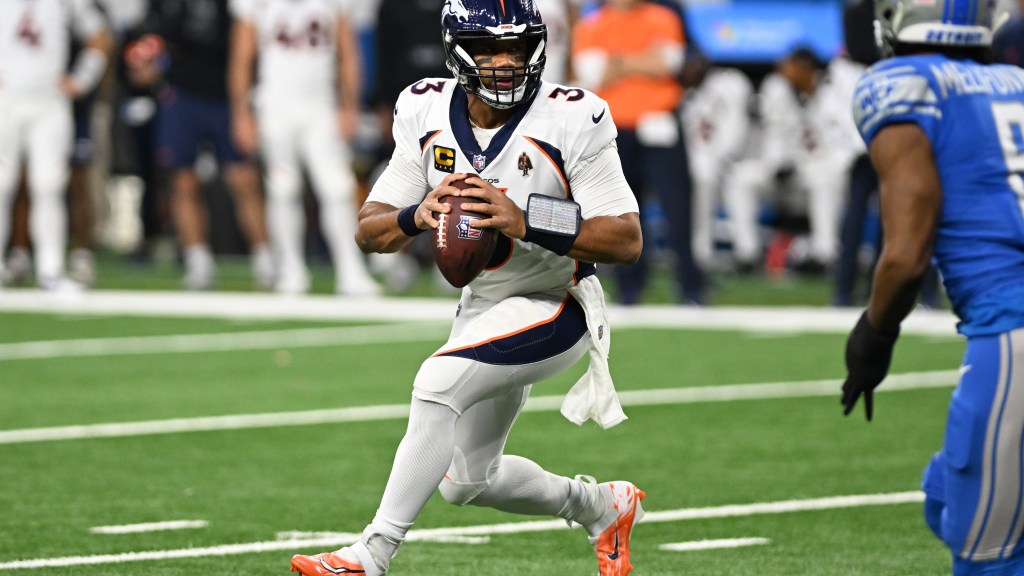 Russell Wilson to sign with Steelers after visit with New York Giants