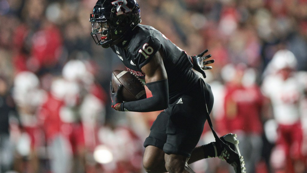 Rutgers CB Max Melton, Monmouth QB Marquez McCray to visit Giants
