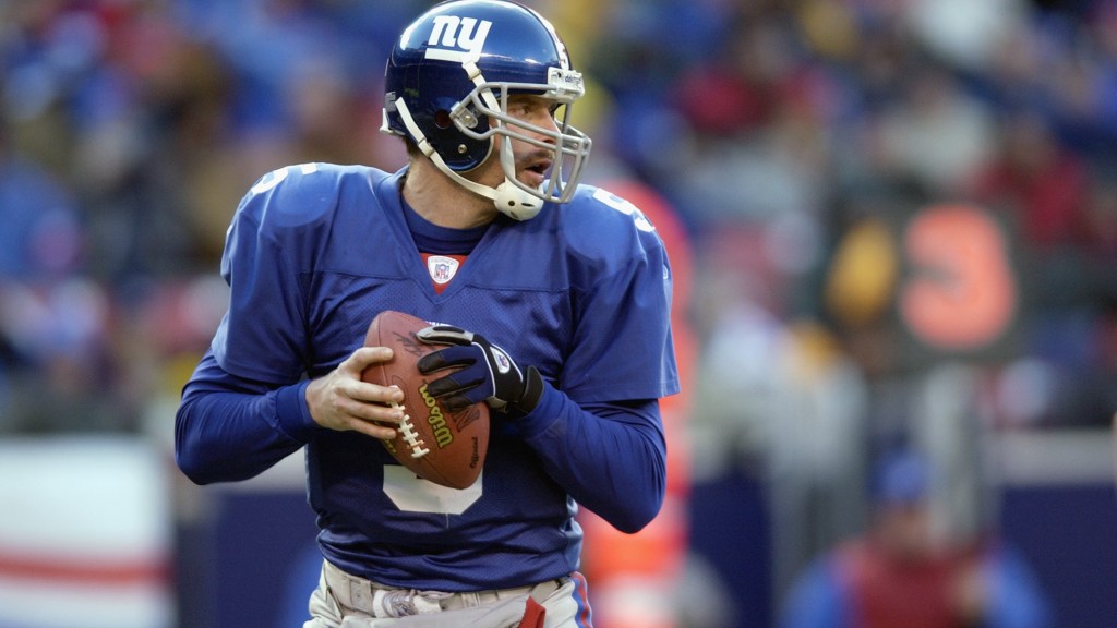 Ex-Giant Kerry Collins named OC/QB coach at Summit High School (TN)
