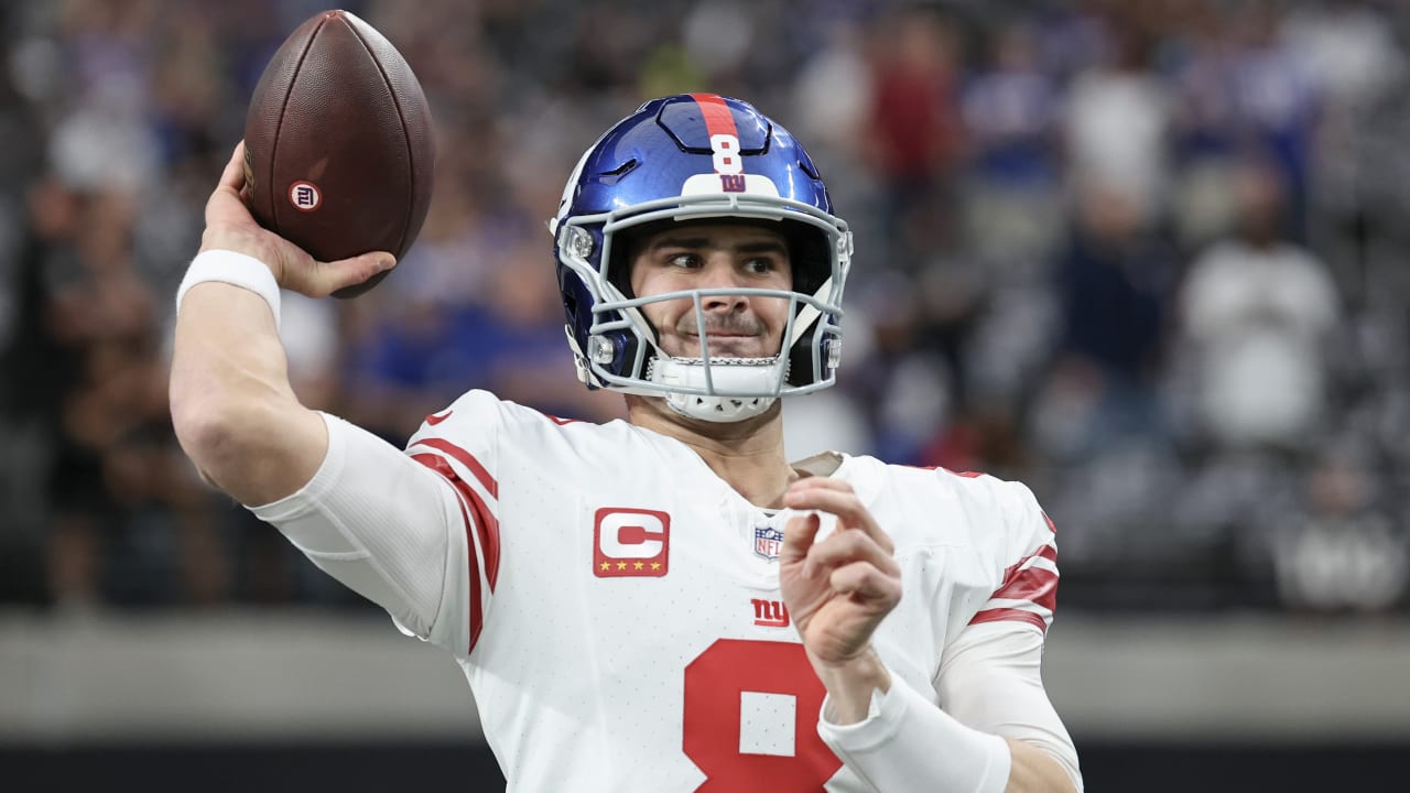 Giants QB Daniel Jones (knee) plans to be ready for training camp