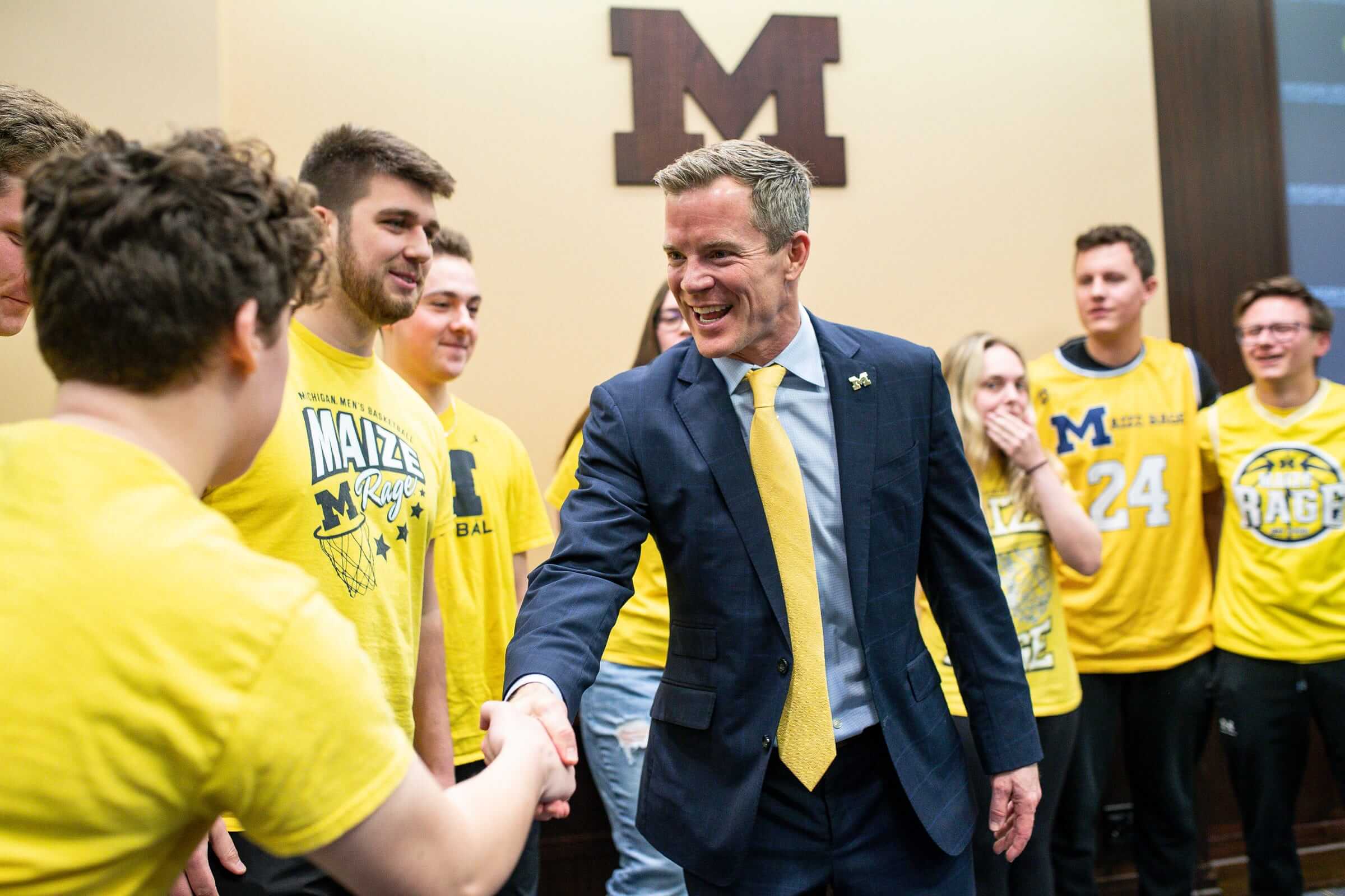 Michigan, Kansas among early winners of college basketball transfer portal