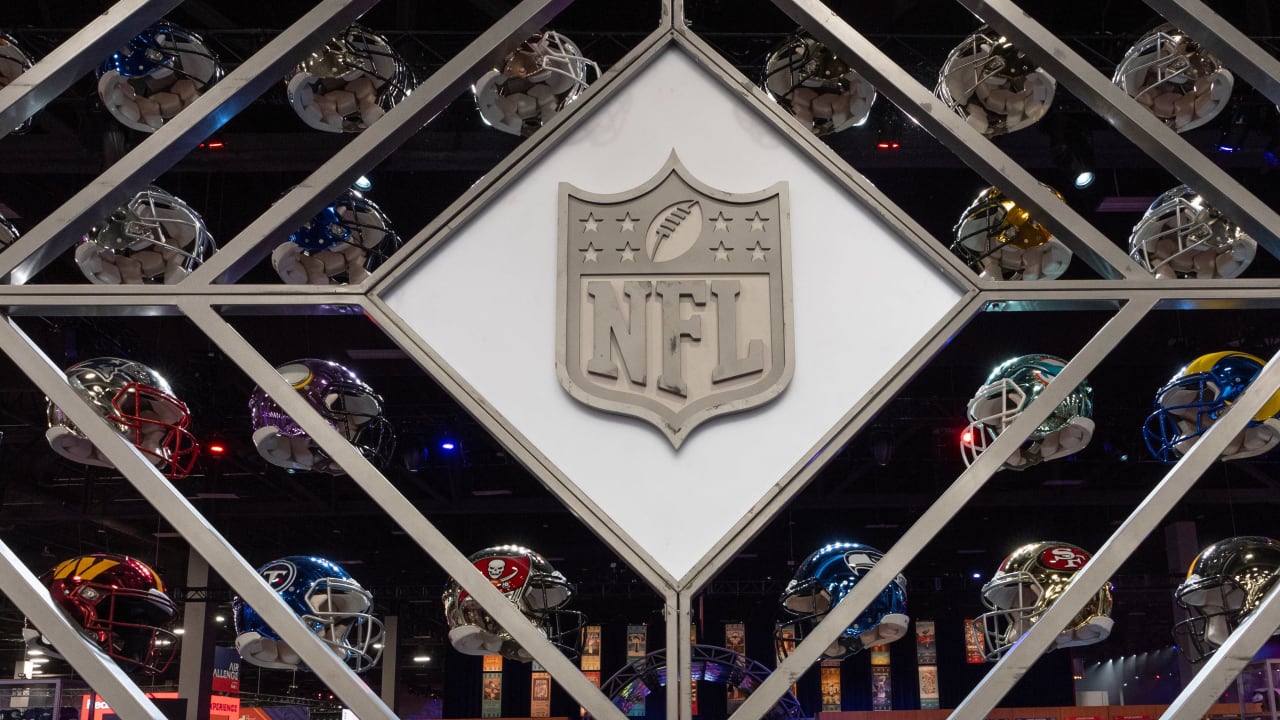 NFL expands uniform policy to allow third alternate helmet design