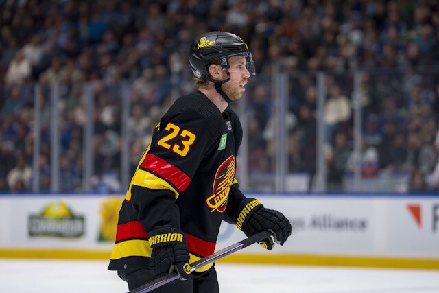 NHL Rumors: Should the Vancouver Canucks Consider Re-Signing Elias Lindholm?