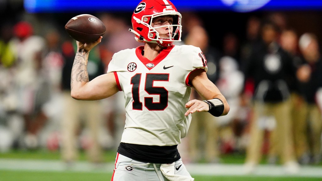 New York Giants land a QB in USA TODAY’s way-too-early 2025 mock draft