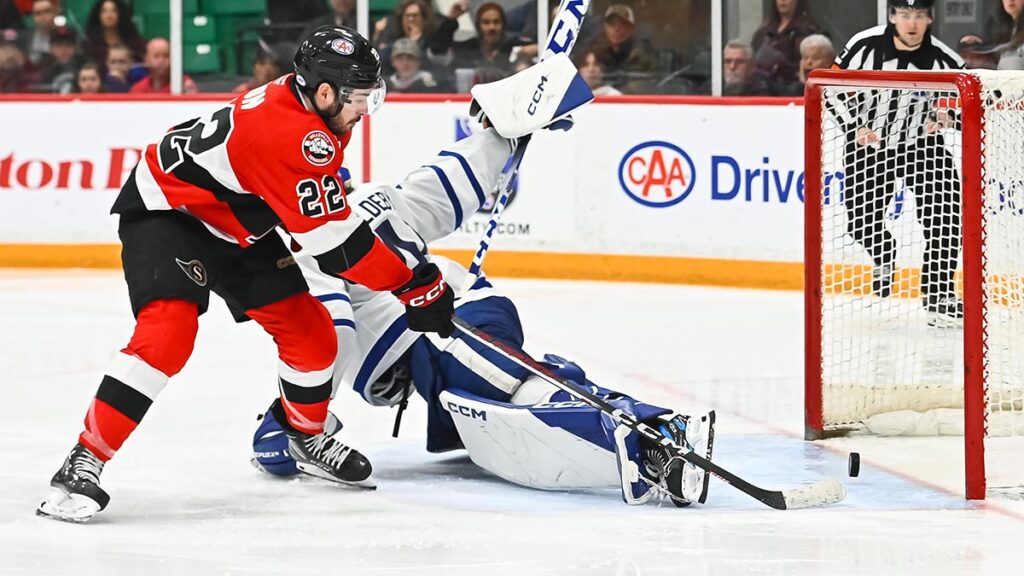 Pilon’s heroics give Senators first series win