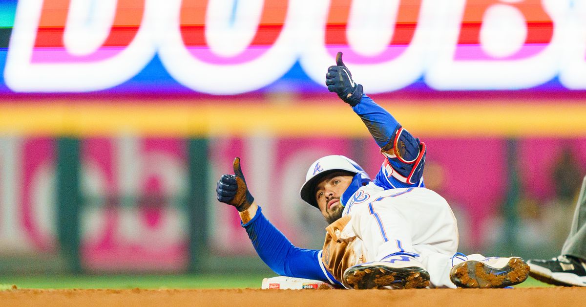 Travis d’Arnaud re-enters lineup for Atlanta Braves series opener against Mets