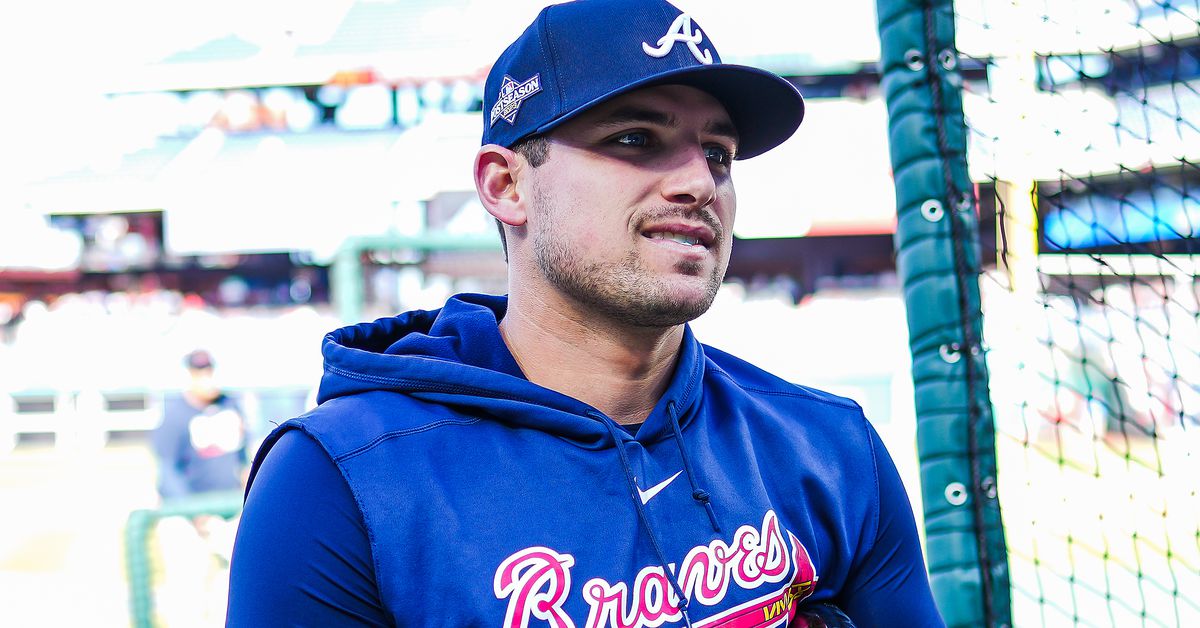 Austin Riley cleared to start swinging a bat (UPDATED)