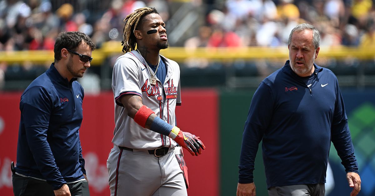 Braves lose Acuña but win baseball game, 8-1