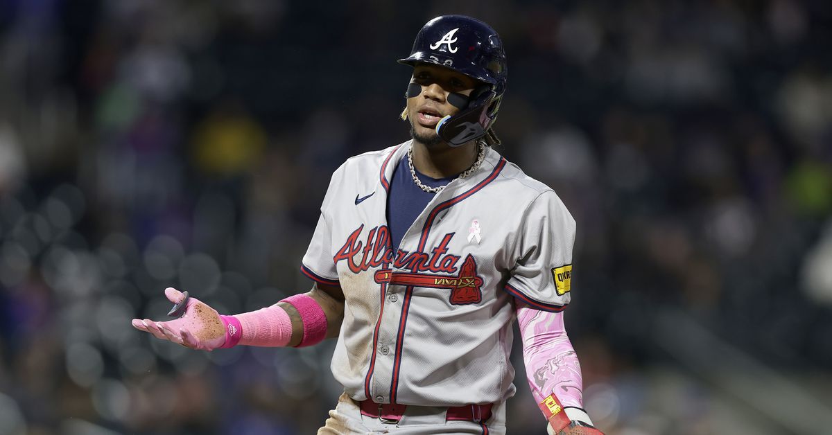 Braves’ winning streak snapped on walk-off blast