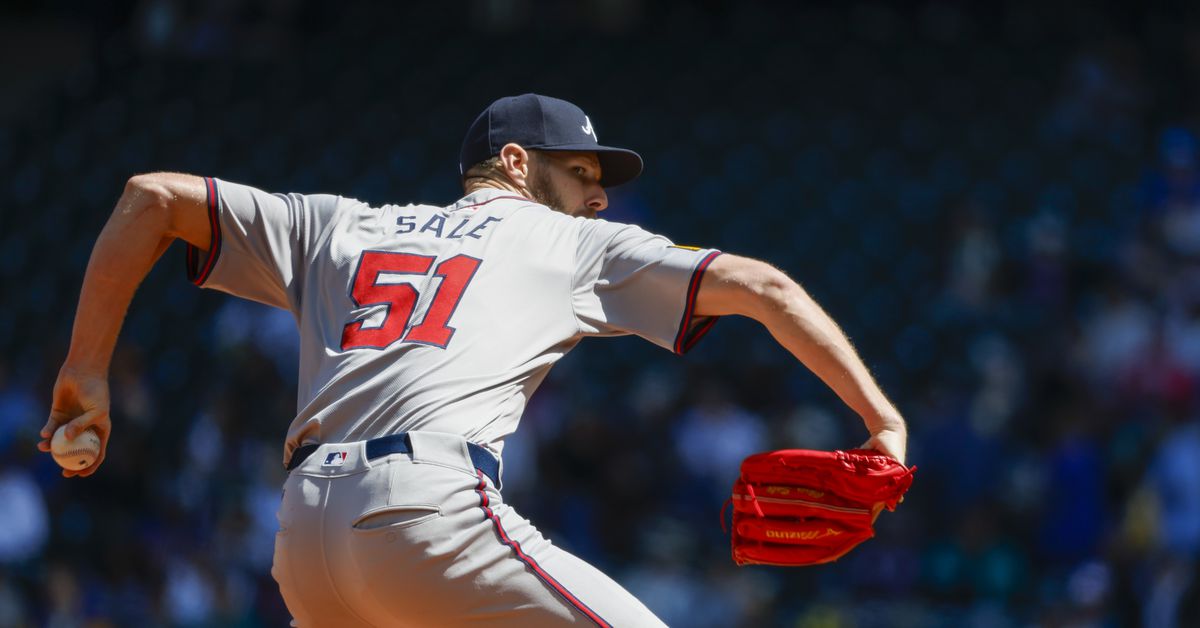 Chris Sale, Braves look to complete sweep of Red Sox