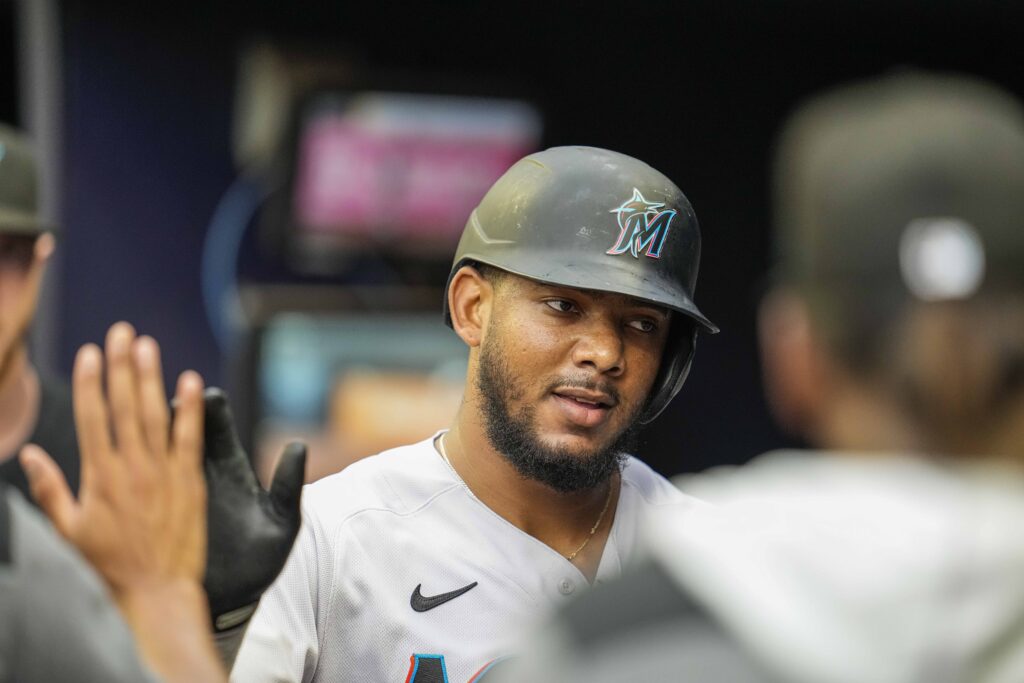 Giants, Jerar Encarnación Agree To Minor League Deal