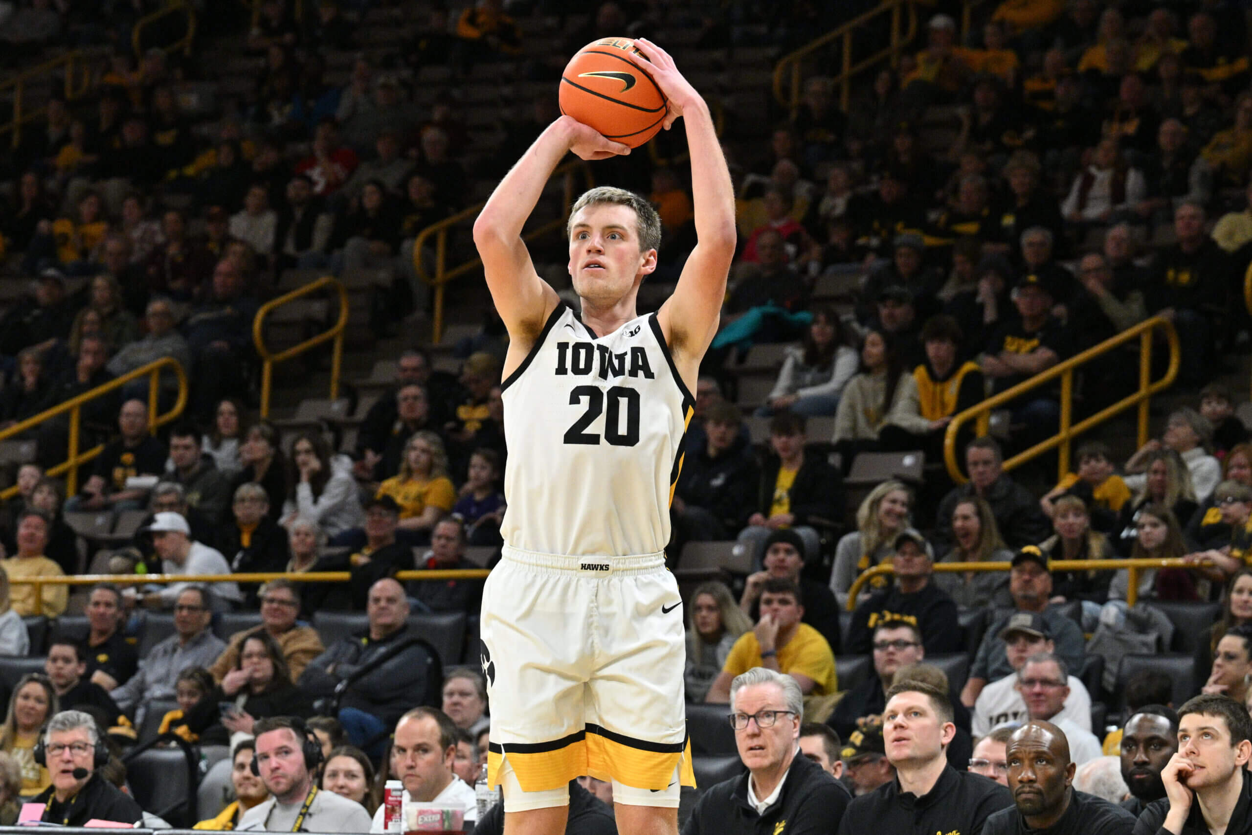 Iowa guard Payton Sandfort returning for senior season: What this means for the Hawkeyes
