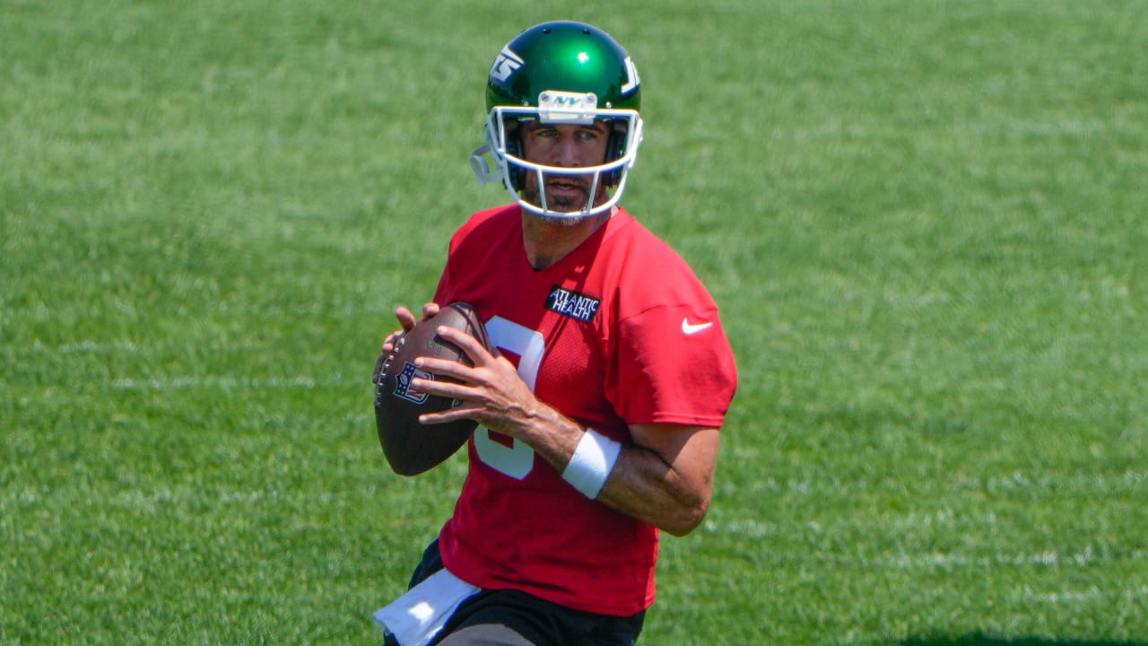 Jets QB Aaron Rodgers on 2024 outlook: 'If I'm on the field and doing what I'm capable of doing ... we’ve always got a chance'