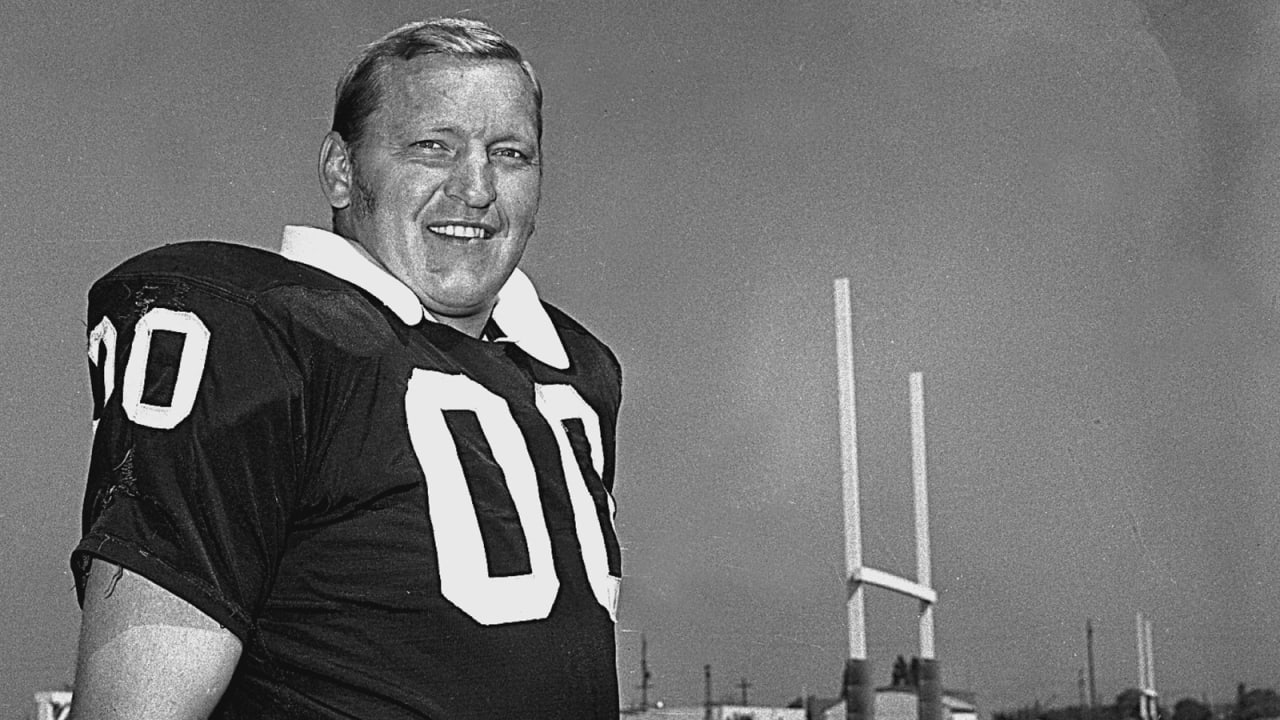 Jim Otto, legendary Raiders center and Pro Football Hall of Famer, dies at 86