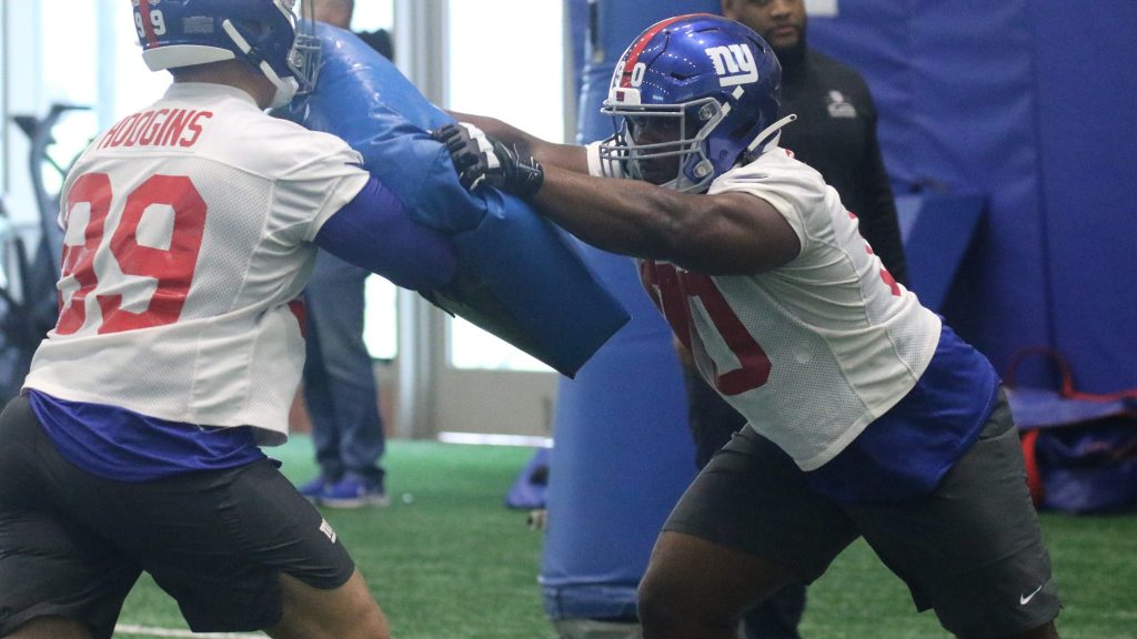 New York Giants to sign SMU defensive lineman Elijah Chatman