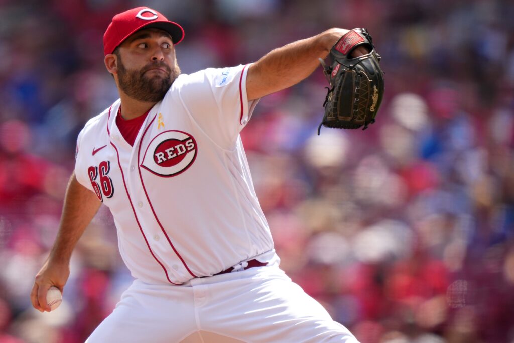 Reds Outright Brett Kennedy - MLB Trade Rumors