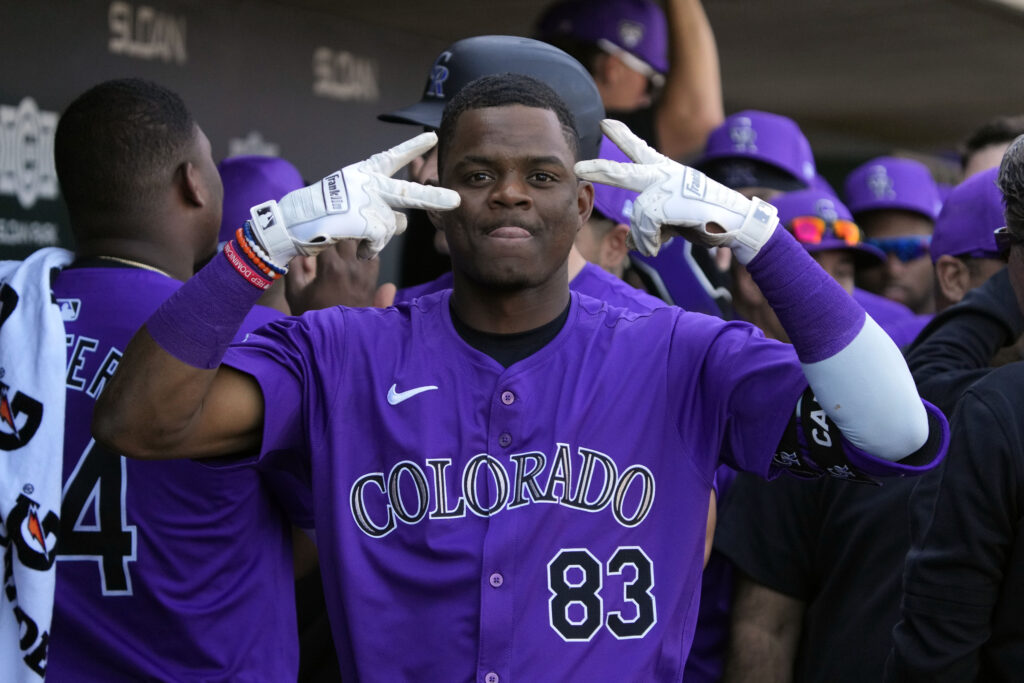 Rockies Outright Julio Carreras - MLB Trade Rumors