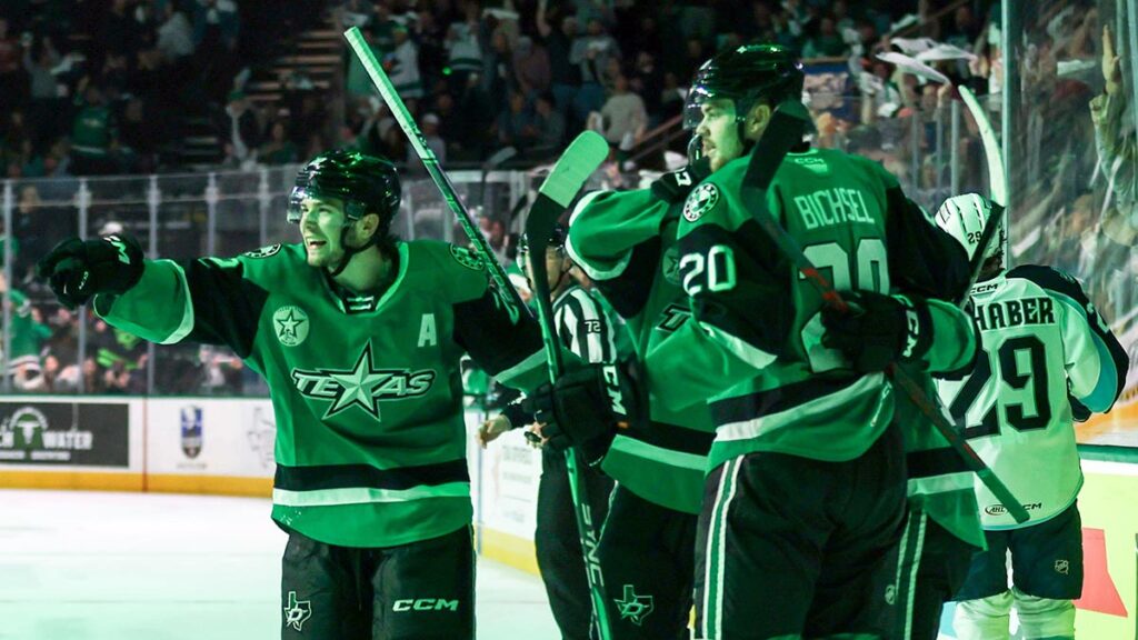 Stars push division-winning Admirals to brink