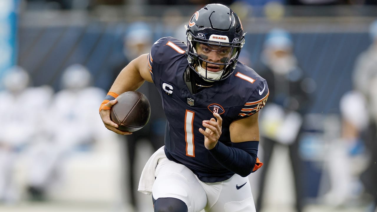 Steelers RB Jaylen Warren: ST coach said Justin Fields could be kick return option