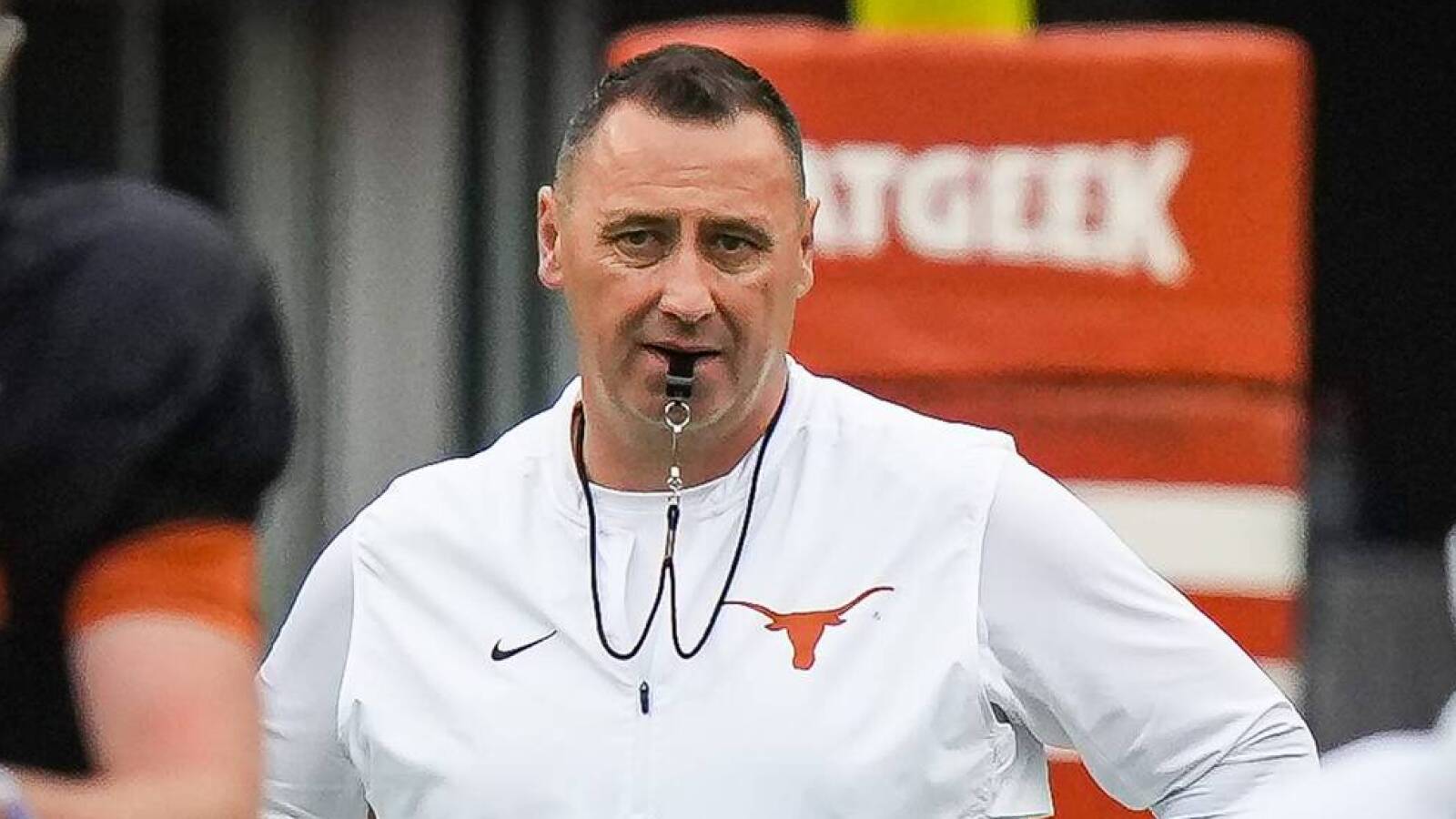 Texas snags elite RB recruit over top rivals