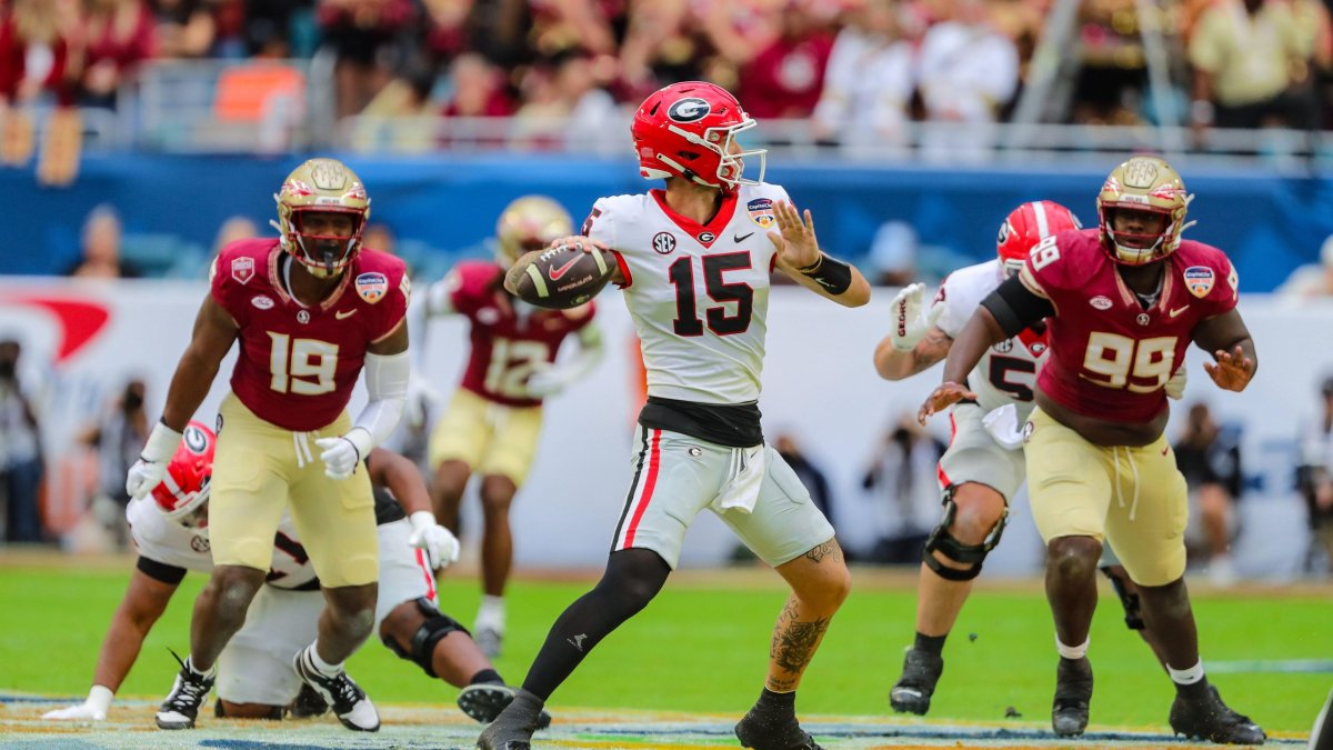 Top 10 quarterback rooms ahead of the 2024 season