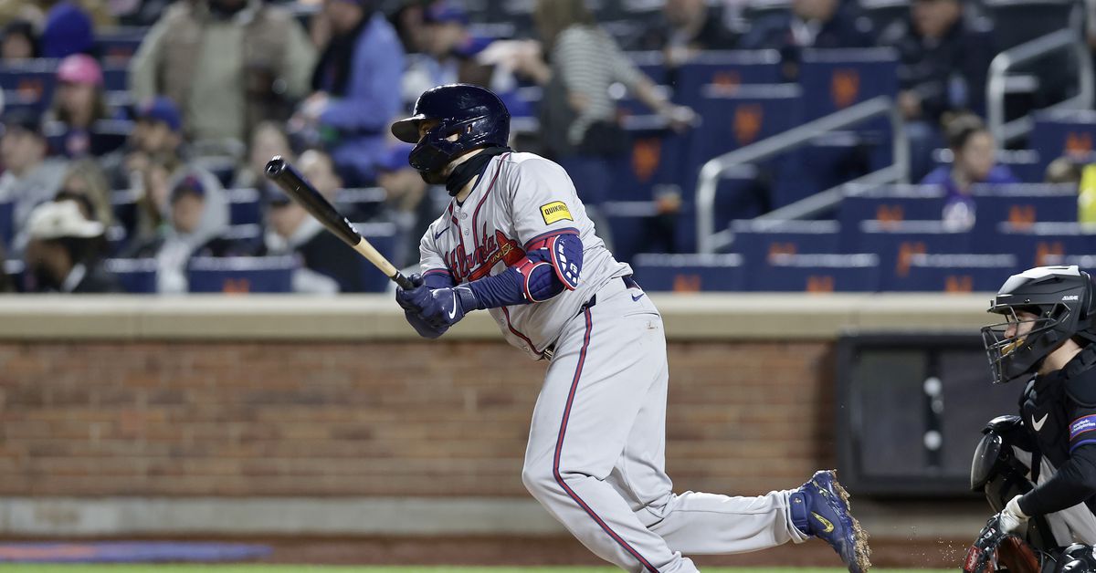 Travis d’Arnaud hits sixth as Braves go for four in a row