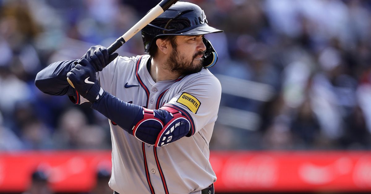 Travis d’Arnaud hitting fifth for Braves Tuesday against Cubs
