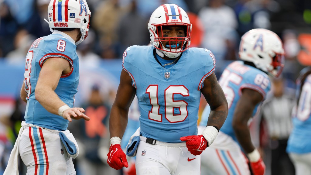 Would a Giants-Titans trade for a former first-round pick make sense?