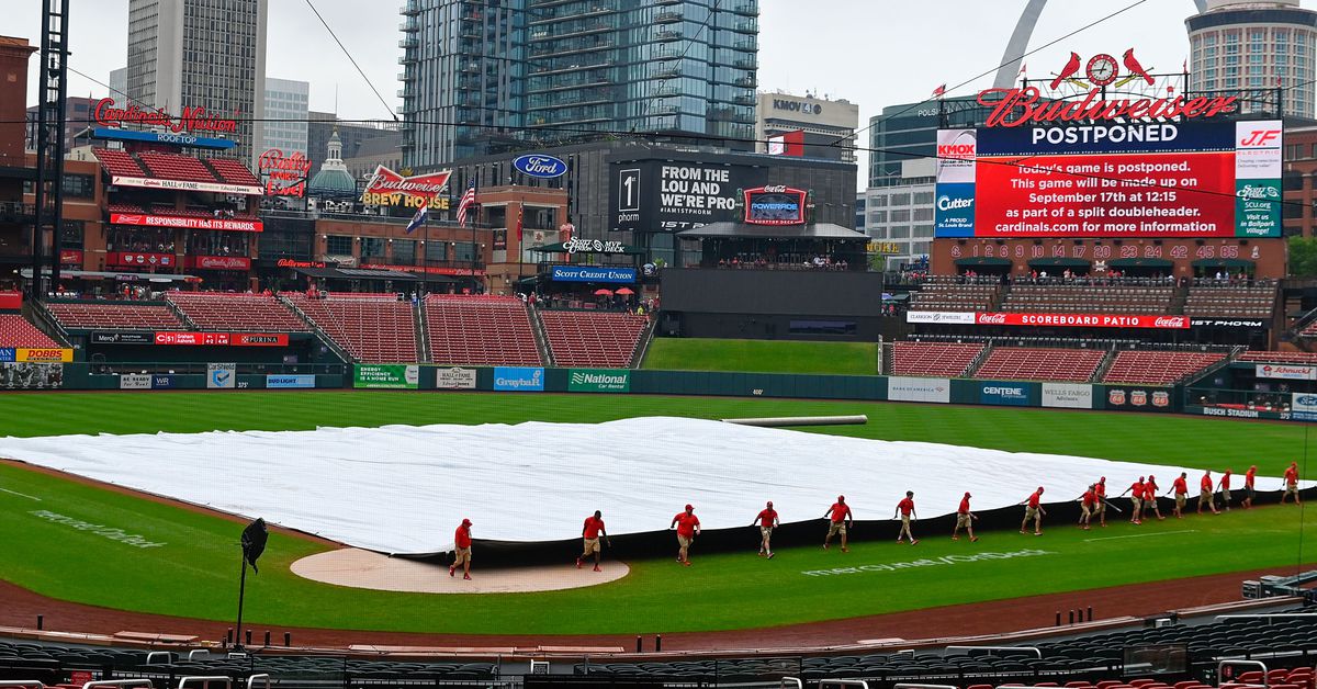 Braves, Cardinals rained out, will play doubleheader Wednesday
