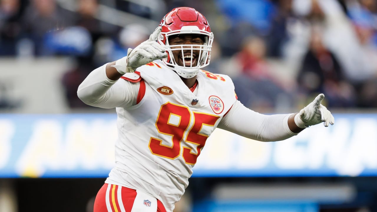 Chiefs' Chris Jones lays out ideal retirement plan with TE Travis Kelce, eyes 20-sack season in 2024