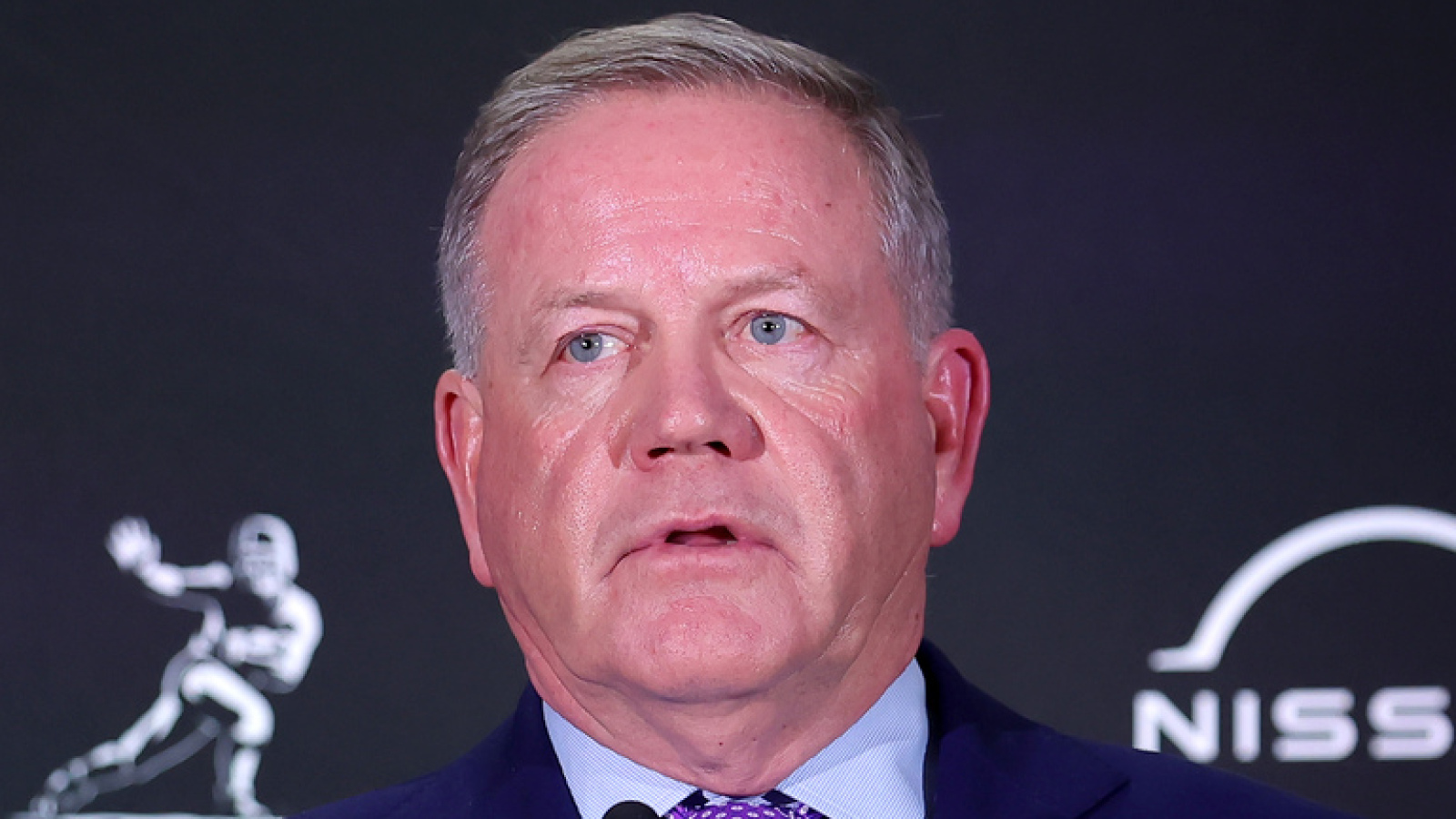 LSU lands commitment from four-star OT, ex-Arkansas pledge