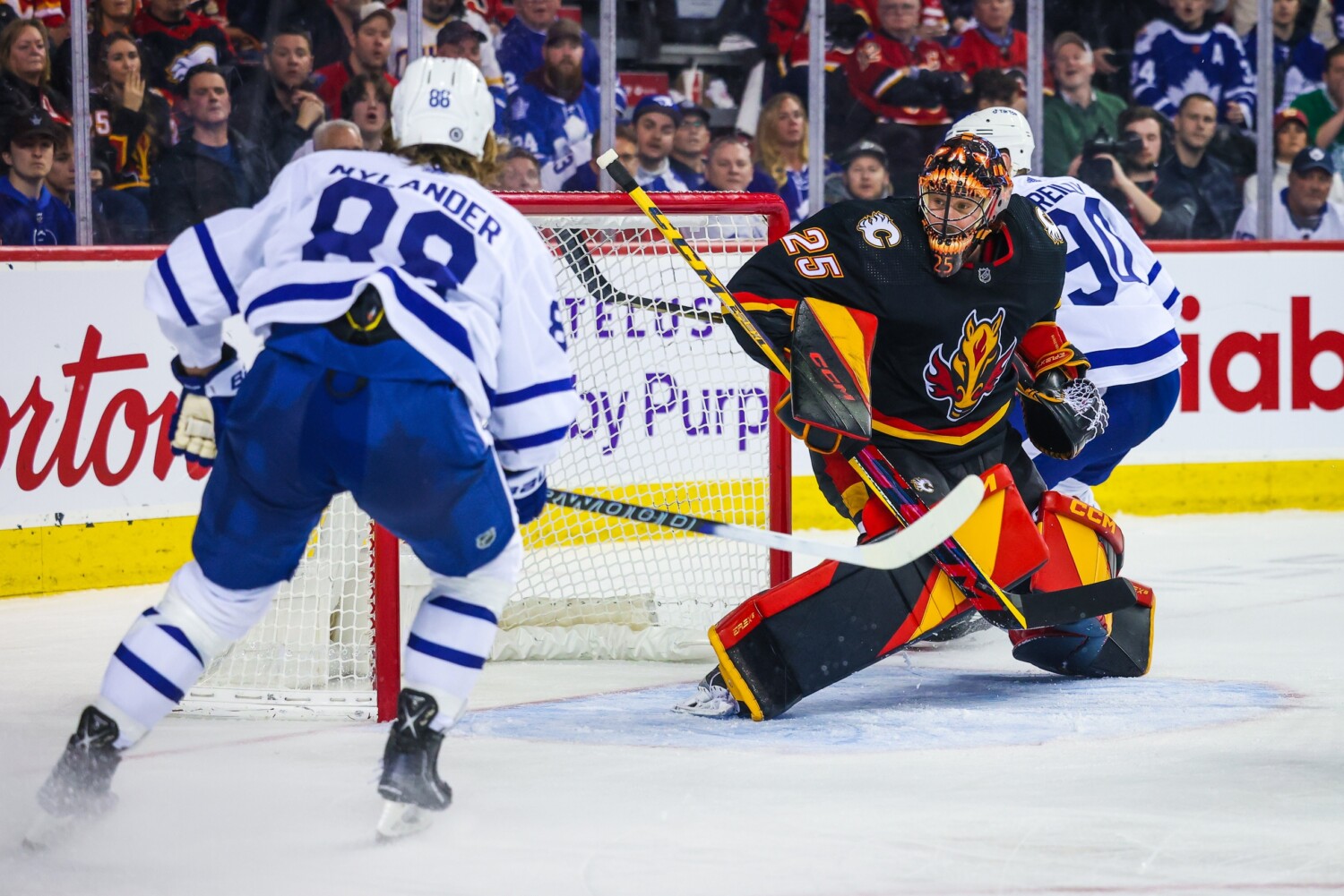 NHL Rumors: Jacob Markstrom, and Three Teams in the Goalie Market