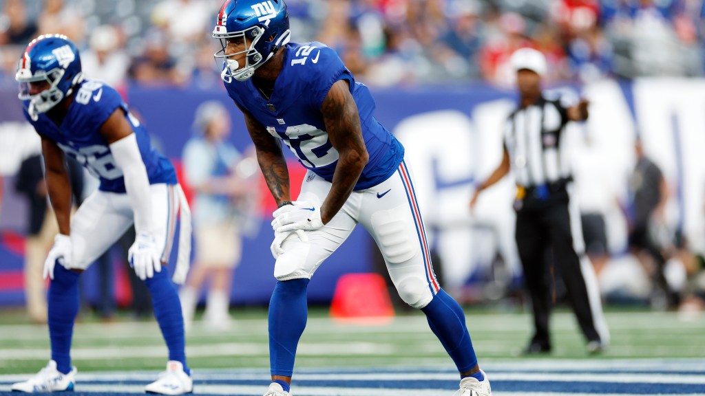 New York Giants place TE Darren Waller on reserve/retired list