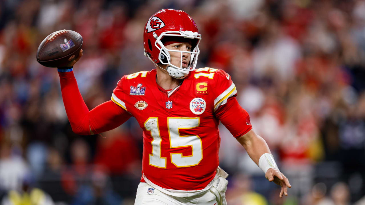 Patrick Mahomes, Chiefs aiming to push ball downfield with new weapons in 2024