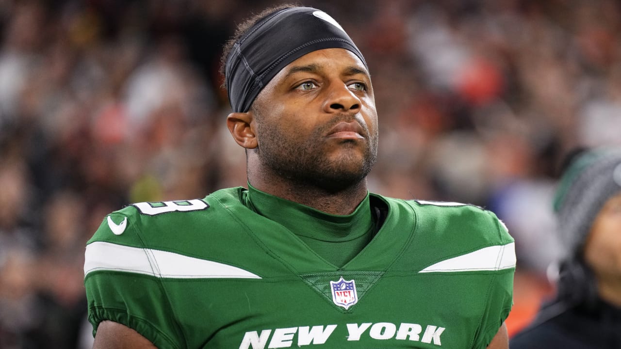 Veteran WR Randall Cobb, family escape house fire in Nashville