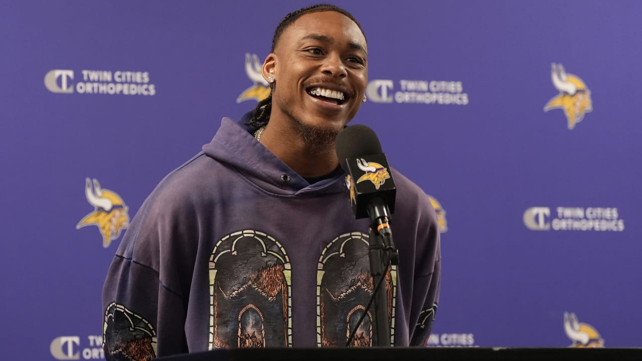 Vikings' Justin Jefferson after signing extension: 'Being the highest paid just comes with being a leader'