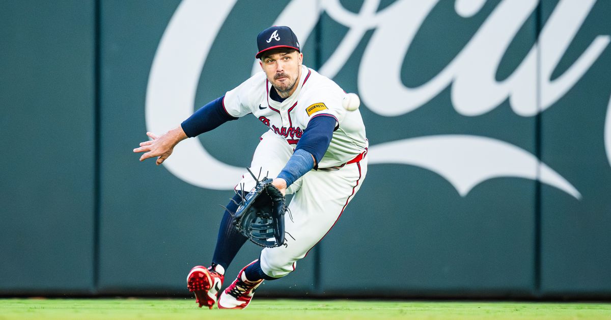 Adam Duvall in right field for Braves Friday against Mets